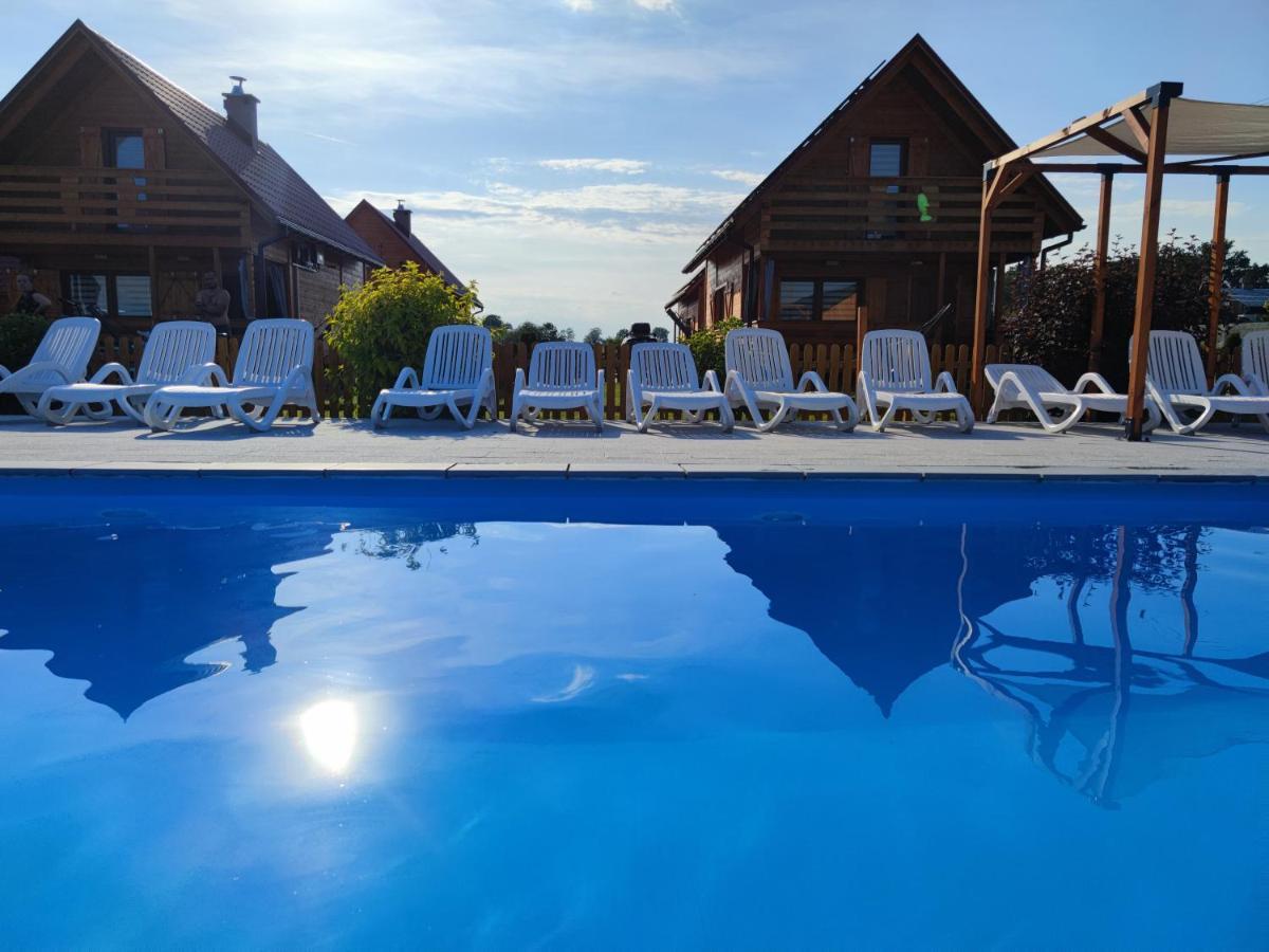 Miodowa Sadyba Domki Caloroczne Kluczbork Ligota Zamecka Εξωτερικό φωτογραφία